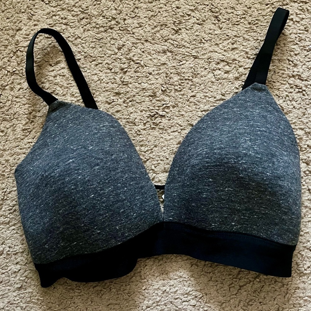 Auden Lightly Lined Wirefree Bra - Picture 4 of 12